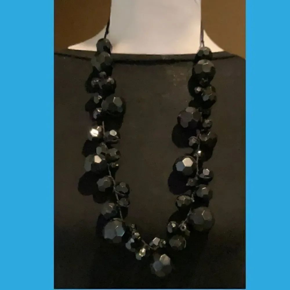 Vintage Black Faceted Bead Necklace
